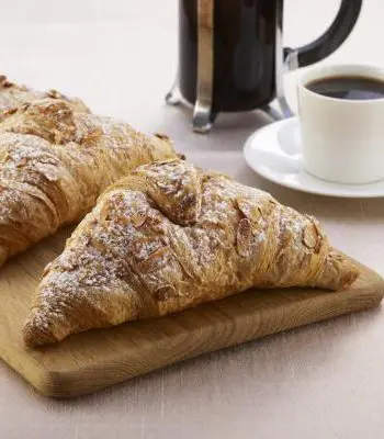 Almond Croissant Bakehouse 48pce
