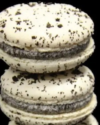 Cookies and Cream Macarons 40pce (Cacao)