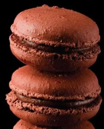 Chocolate Macarons 40pce (Cacao)